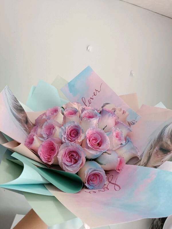 Bouquet Lover Taylor Swift