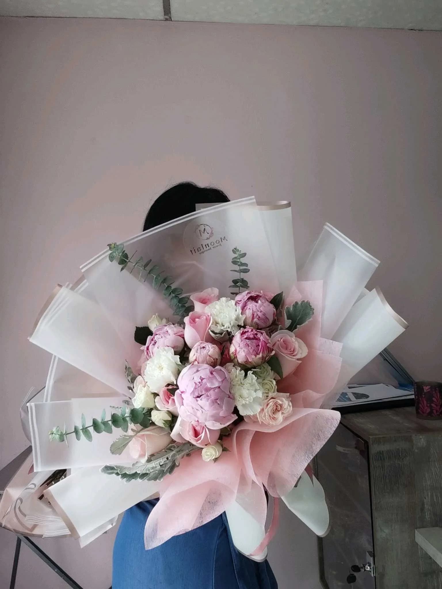 Bouquet de 5 peonias