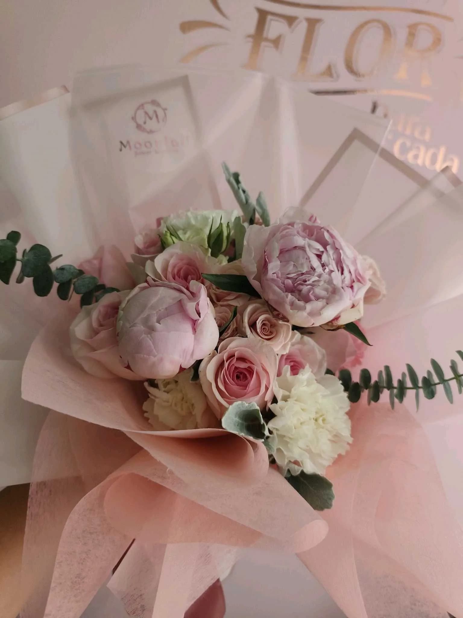 Bouquet de 2 peonias