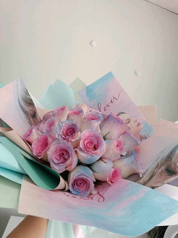 Bouquet Lover Taylor Swift