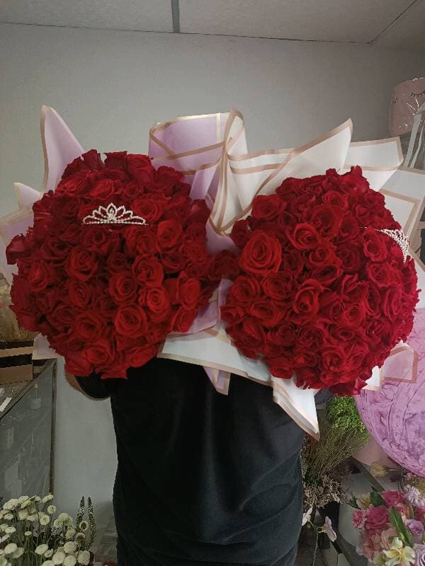 Ramo buchon 100 rosas