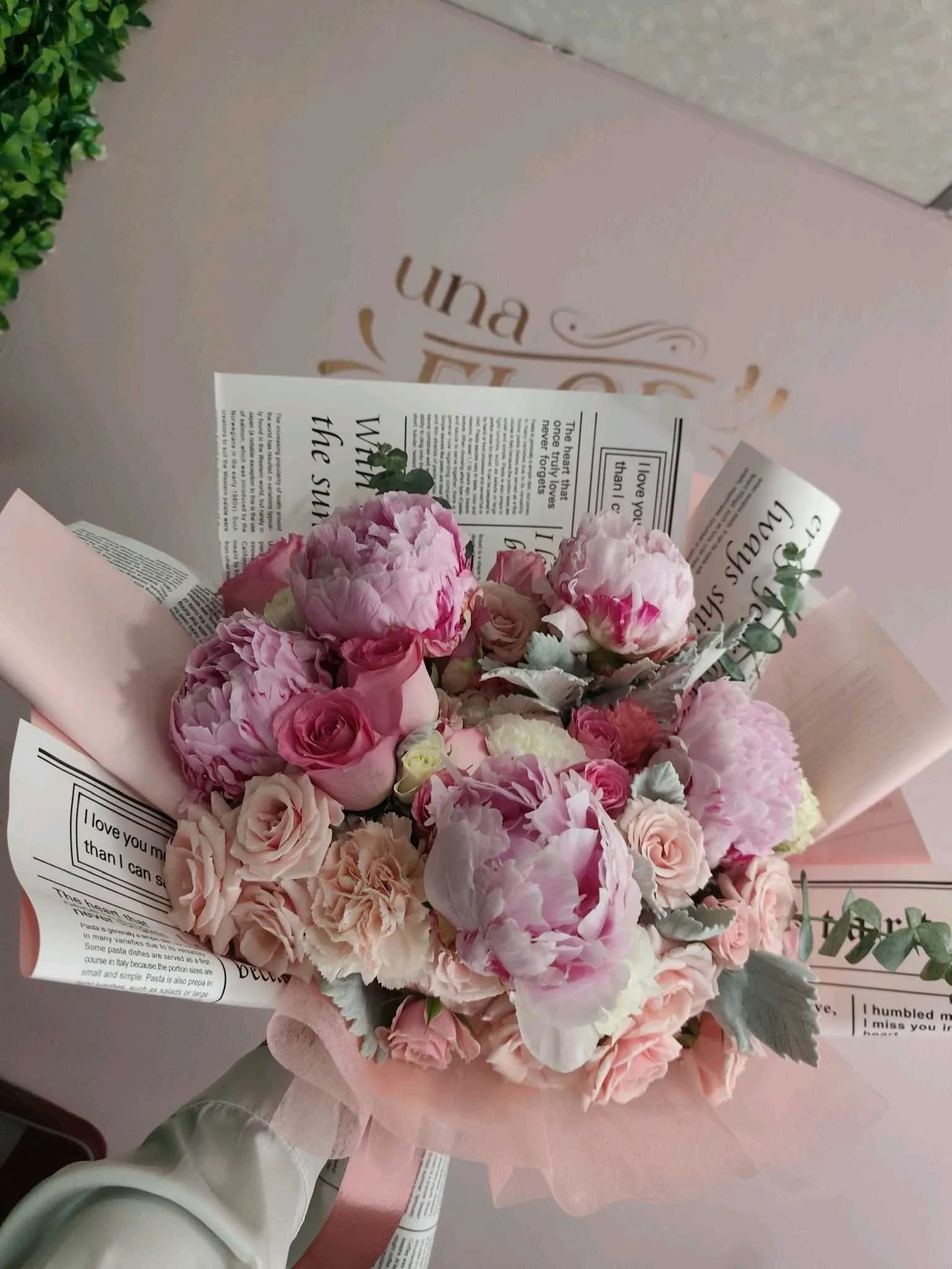 Bouquet de 5 peonias